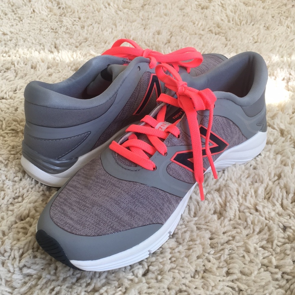 New Balance Mesh running shoe